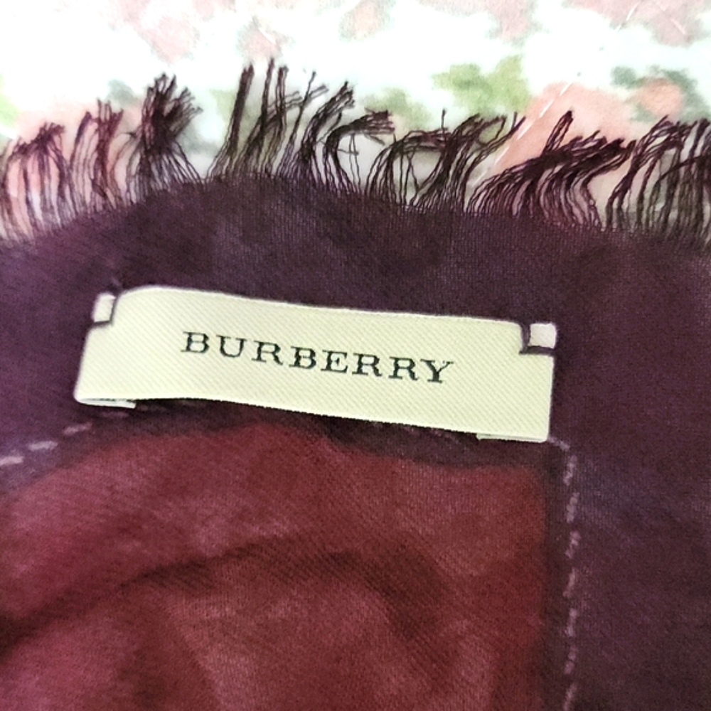 Large Burberry Haymarket Prorsum Logo Plaid Patte… - image 5